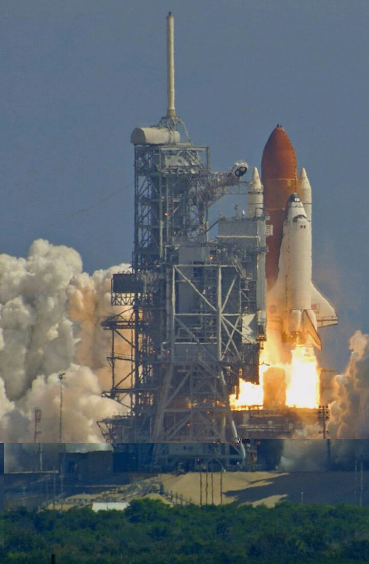 lancio dello space shuttle